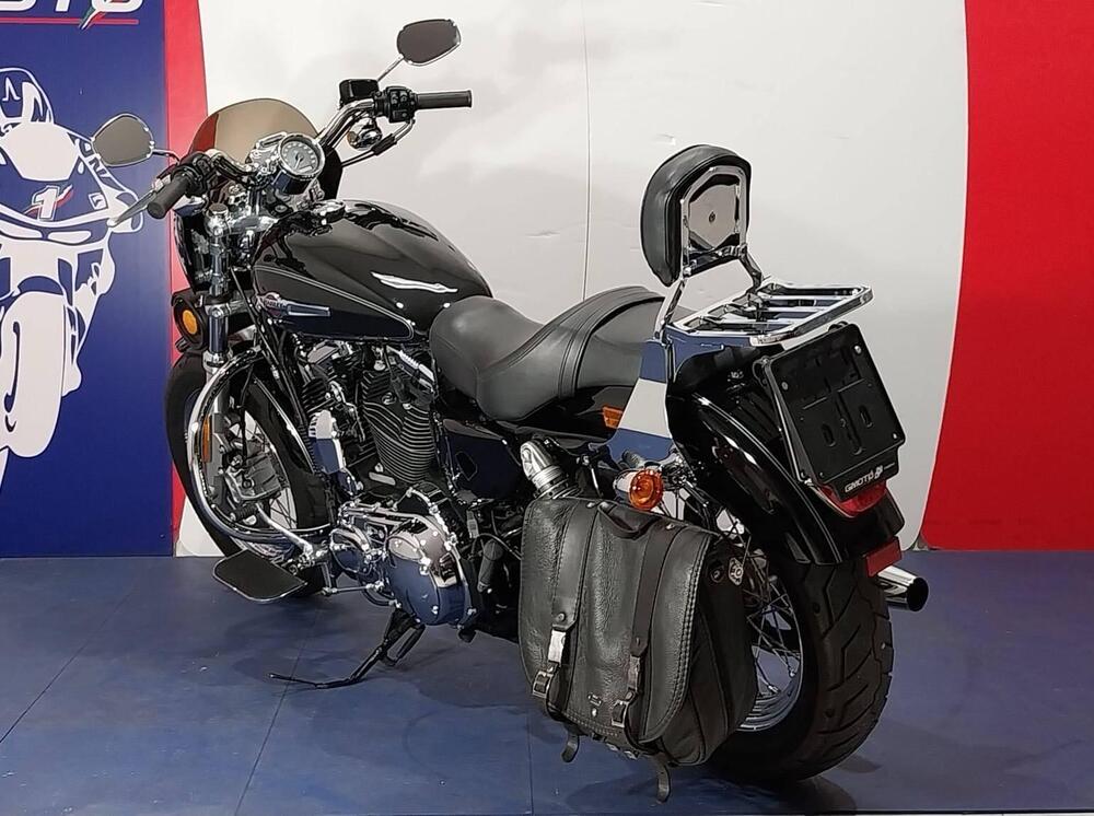 Harley-Davidson 1200 Custom (2017) - XL 1200C (5)
