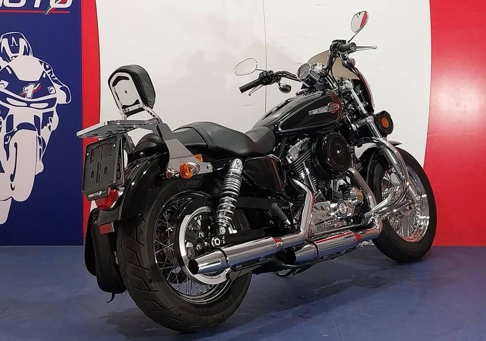 Harley-Davidson 1200 Custom (2017) - XL 1200C (6)