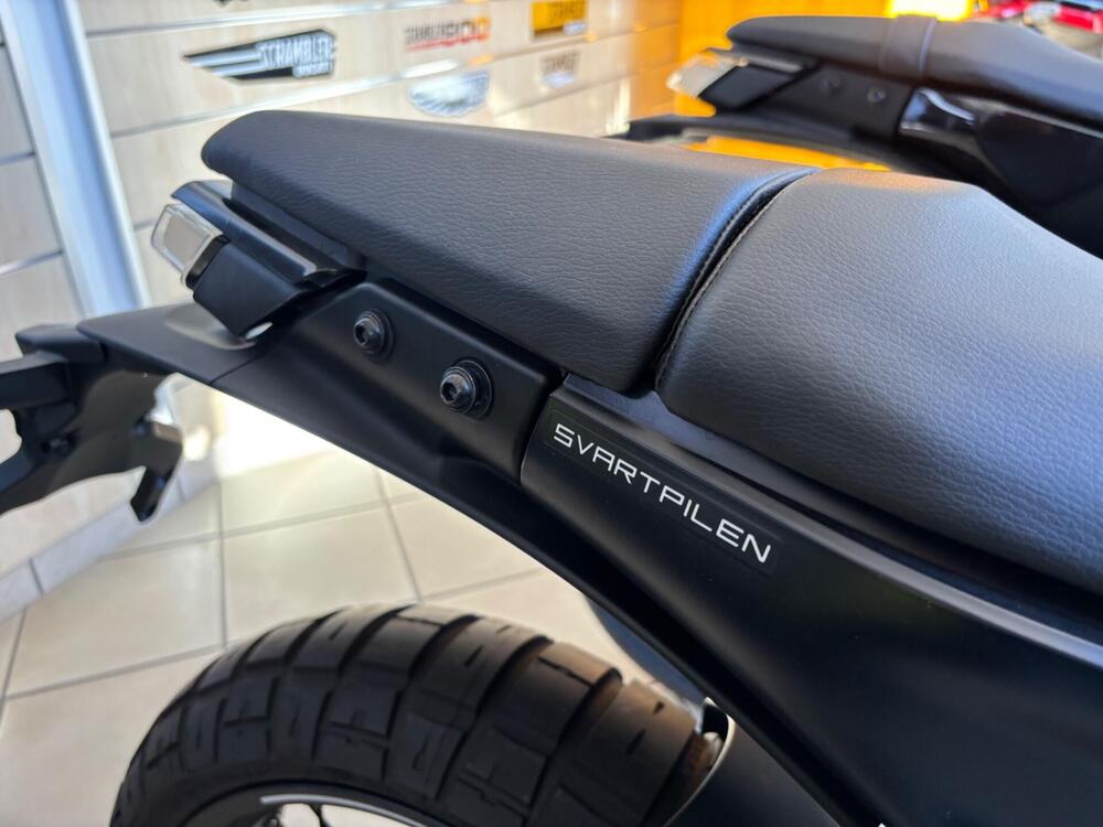 Husqvarna Svartpilen 401 (2024 - 26) (6)