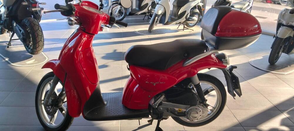 Aprilia Scarabeo 100 4t (2007 - 16) (2)