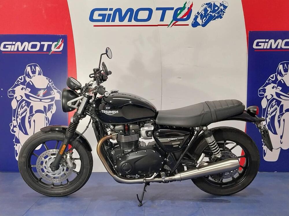 Triumph Street Twin 900 (2021 - 22) (4)