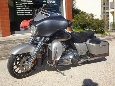 Harley-Davidson 117 Street Glide (2018 - 20) - FLHXSE usata