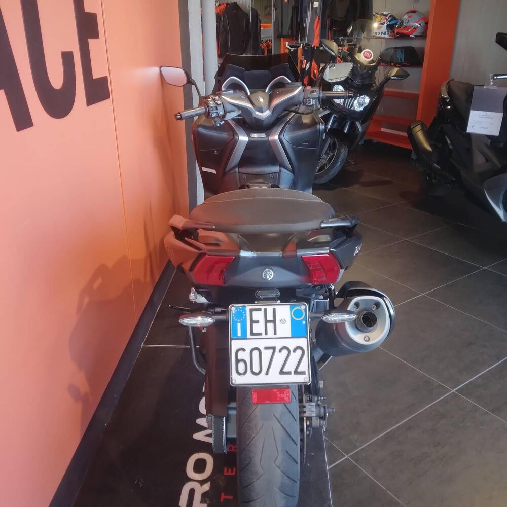 Yamaha T-Max 530 DX (2017 - 19) (2)