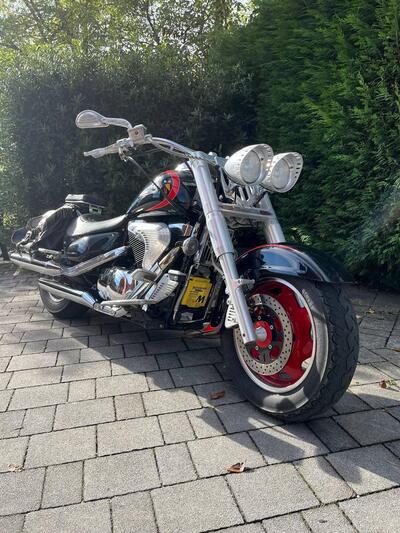 Suzuki VL 1500 Intruder usata