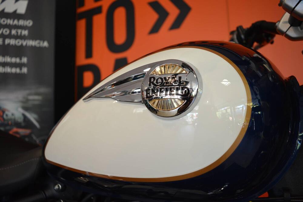 Royal Enfield Super Meteor 650 (2023 - 26) (8)