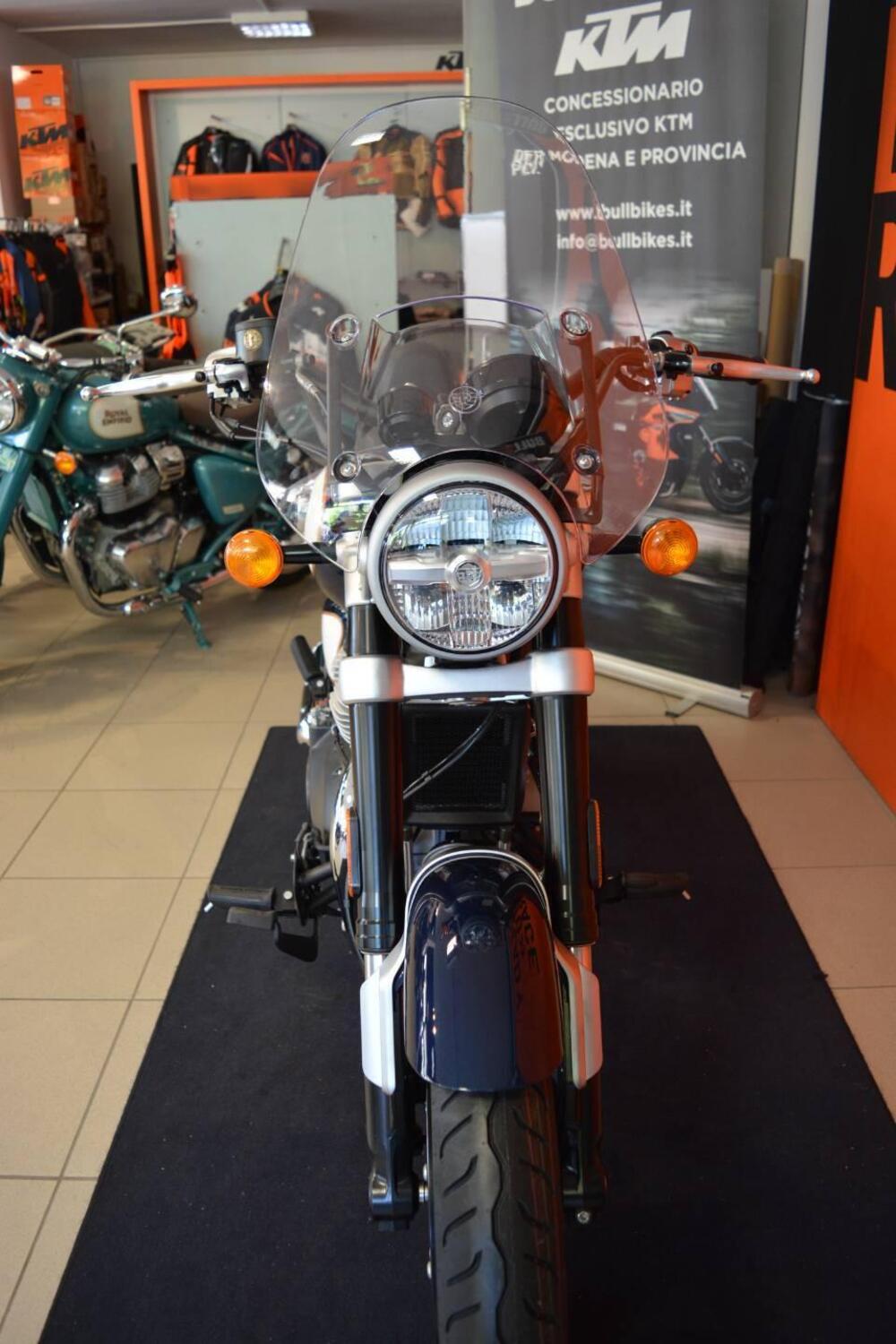 Royal Enfield Super Meteor 650 (2023 - 26) (5)