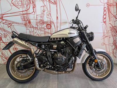 Yamaha XSR 700 XTribute (2022 - 24) usata