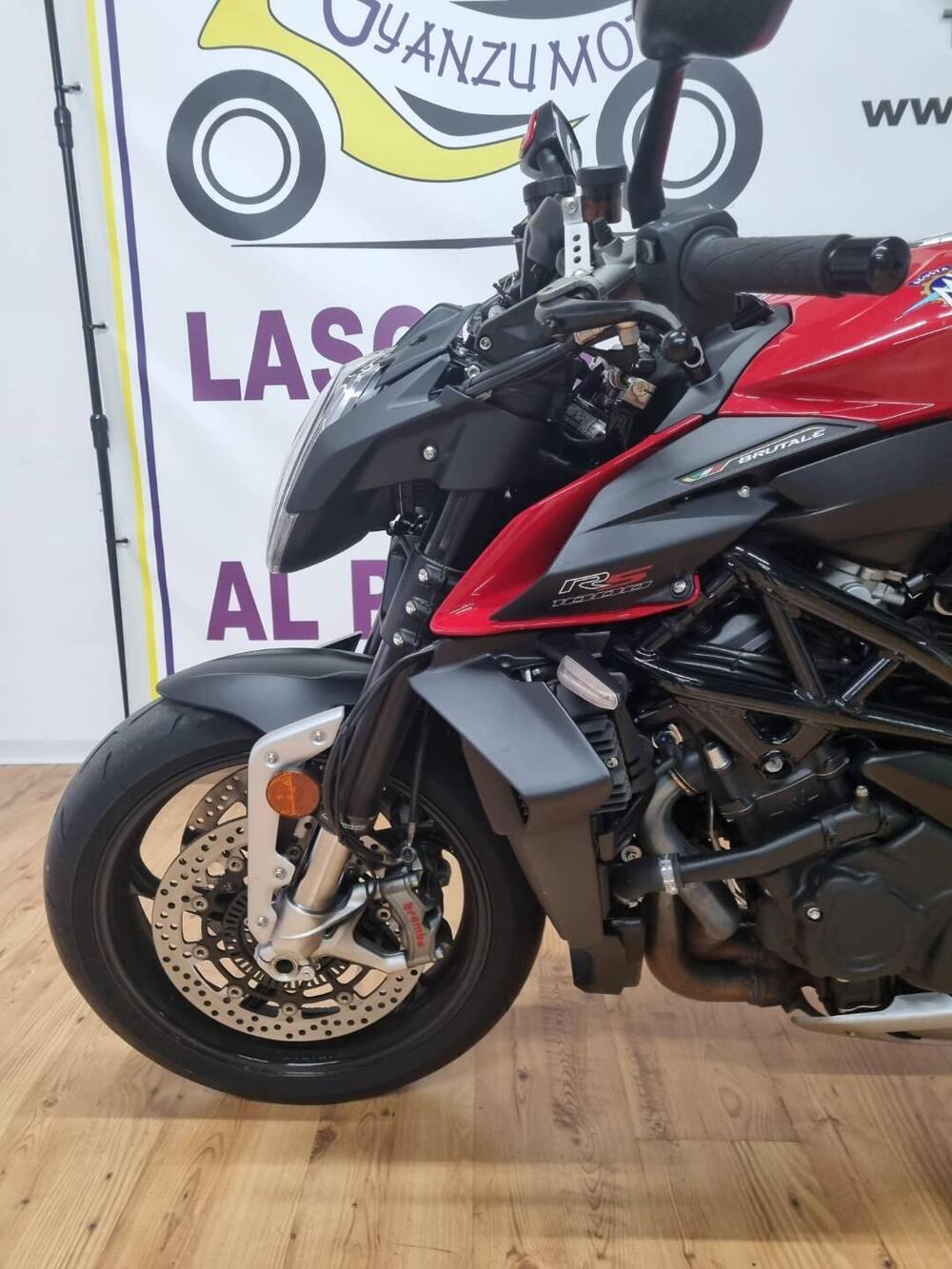 MV Agusta Brutale 1000 RS (2022 - 26) (3)