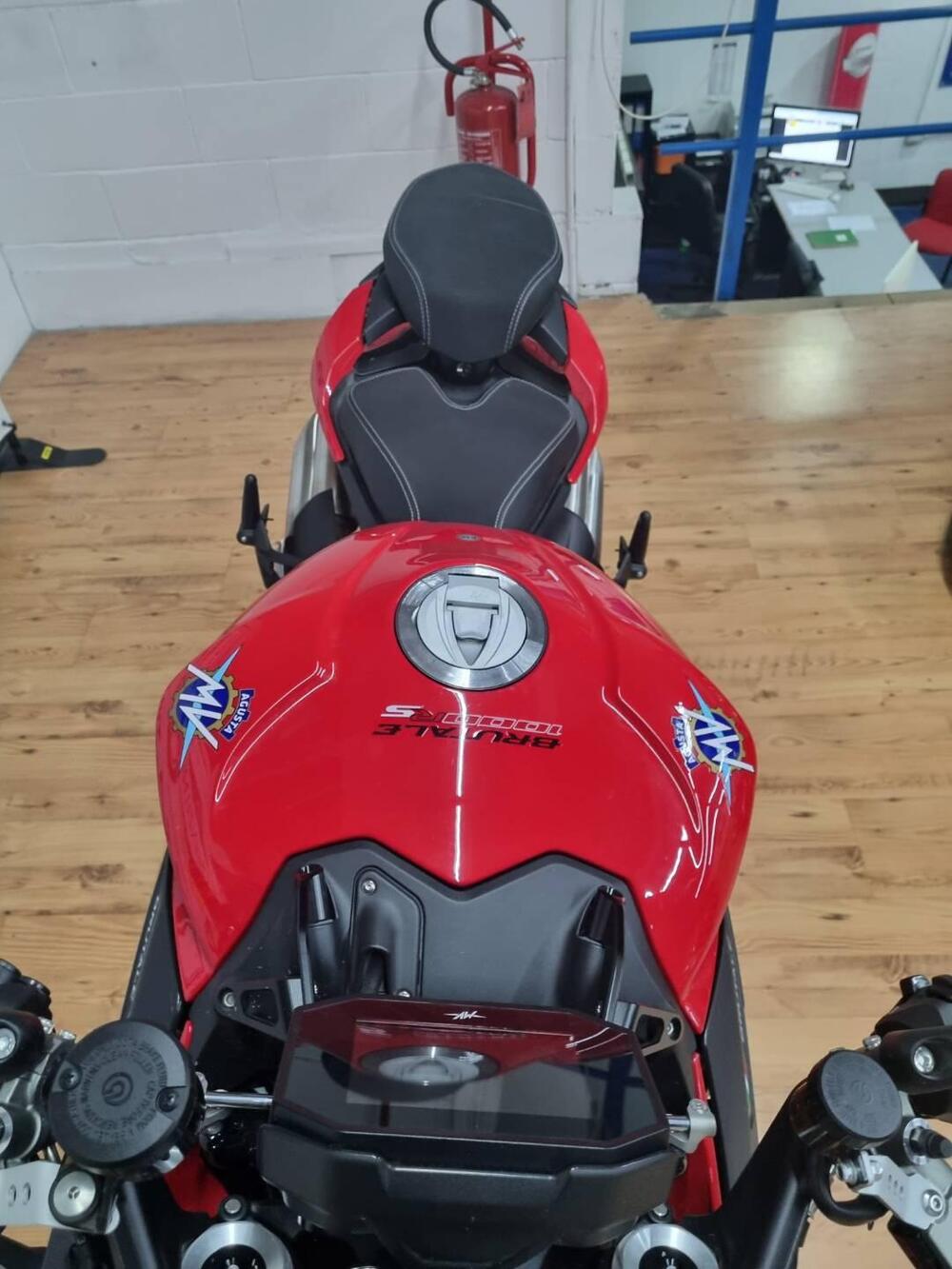 MV Agusta Brutale 1000 RS (2022 - 26) (14)