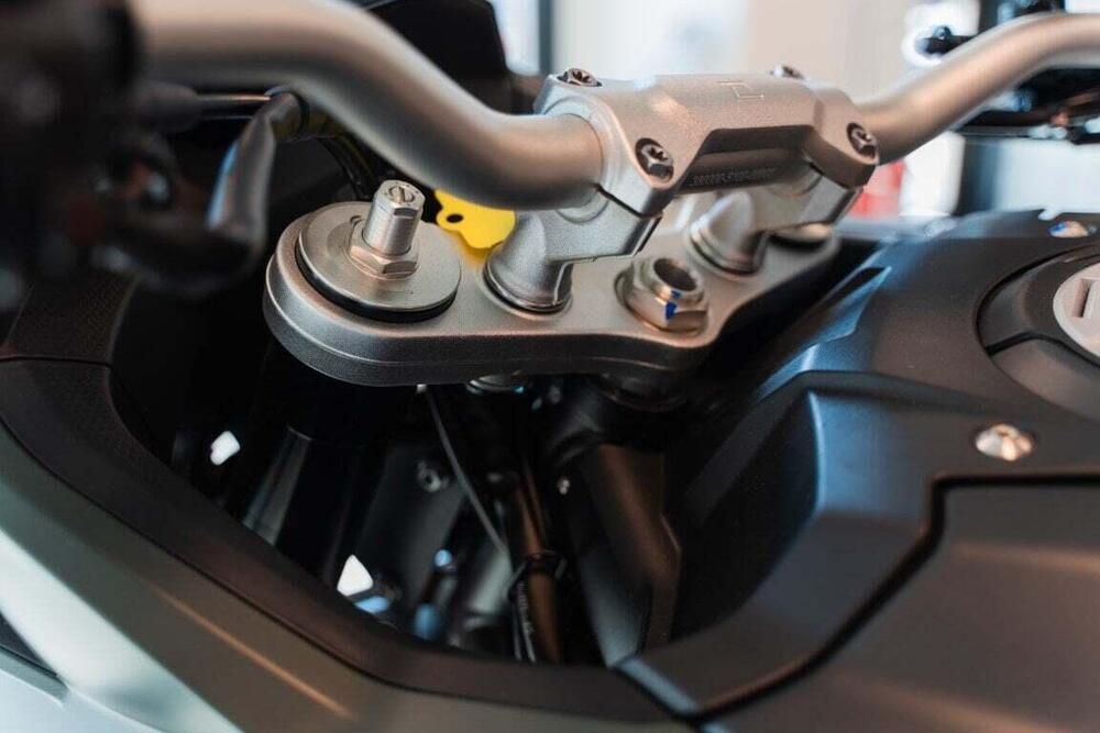 Kove 800X Pro (2024 - 26) (9)