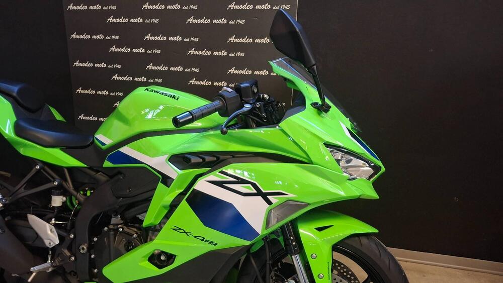 Kawasaki Ninja ZX-4RR (2024 - 26) (2)