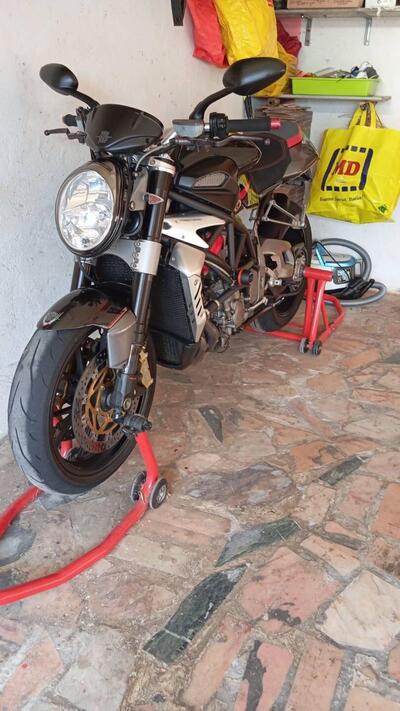 MV Agusta Brutale 910 R (2006 - 11) usata