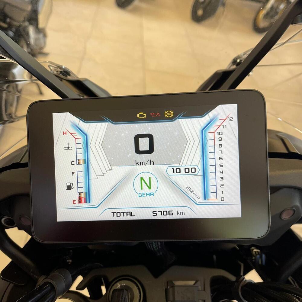 QJ Motor SRT 800 SX (2024 - 25) (2)