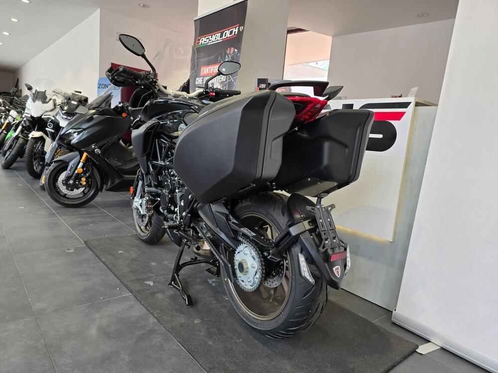 MV Agusta Turismo Veloce 800 Lusso SCS (2021 - 26) (6)