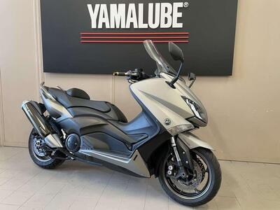 Yamaha T-Max 530 ABS (2015 - 17) usata