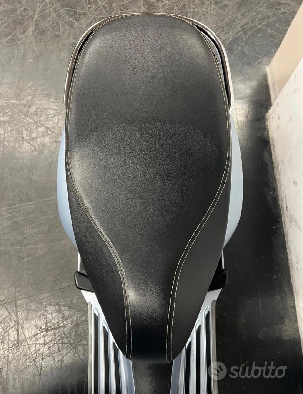 Vespa GTS 125 (2021 - 24) (7)