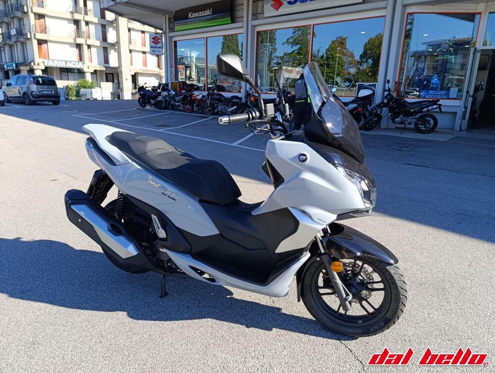 QJ Motor MTX 300 (2025 - 26)