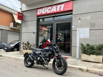 Ducati Scrambler 800 Nightshift (2023 - 25) usata