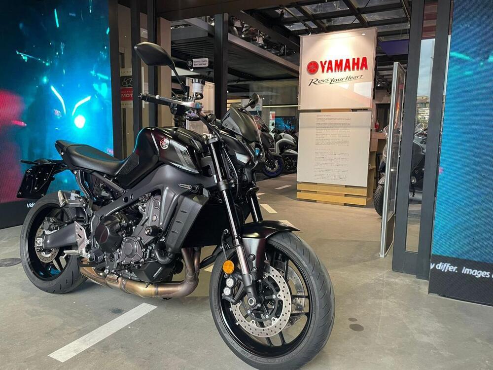 Yamaha MT-09 (2021 - 23) (2)