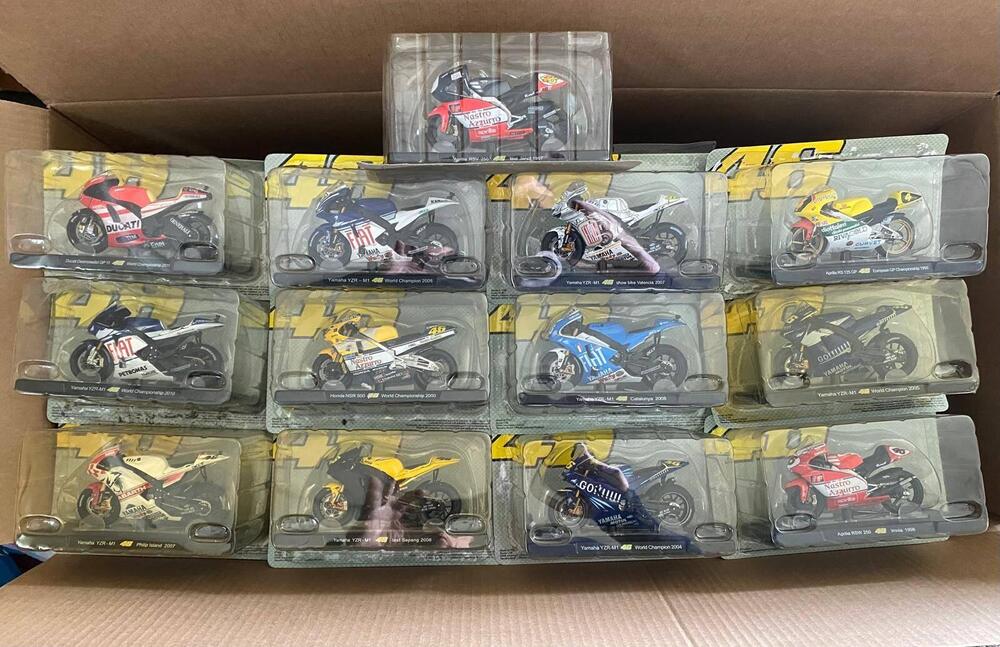 COLLEZIONE MODELLINI MOTO VALENTINO ROSSI Yamaha (3)