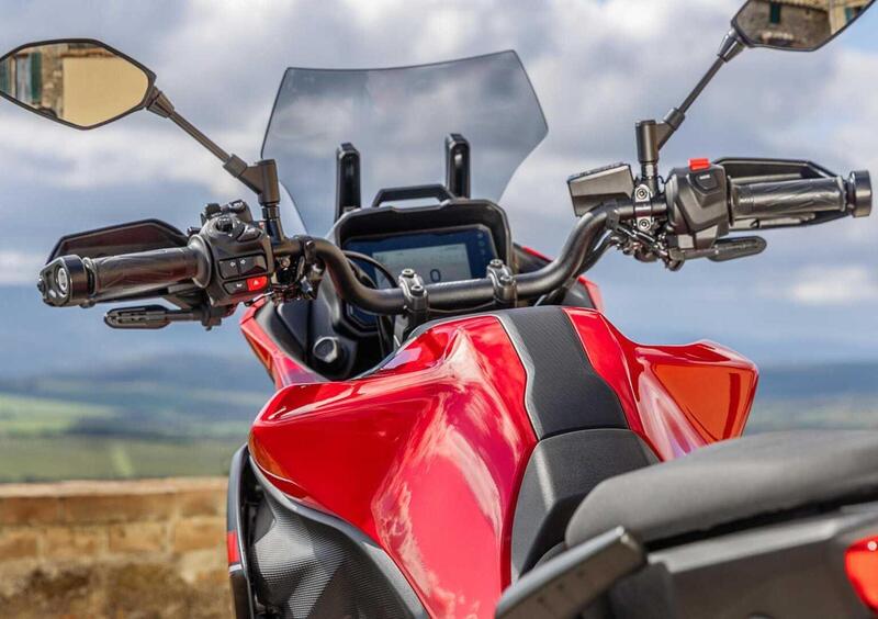 Yamaha Tracer 7 Tracer 7 Y-AMT (2026) (11)