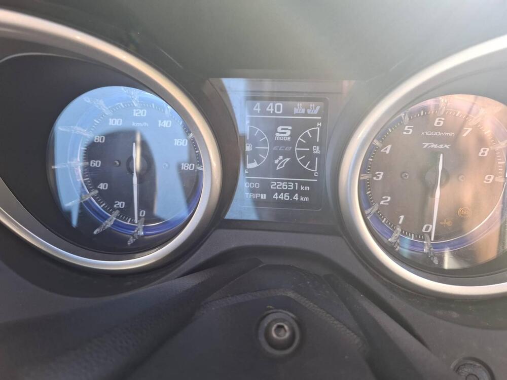 Yamaha T-Max 530 (2017 - 19) (5)