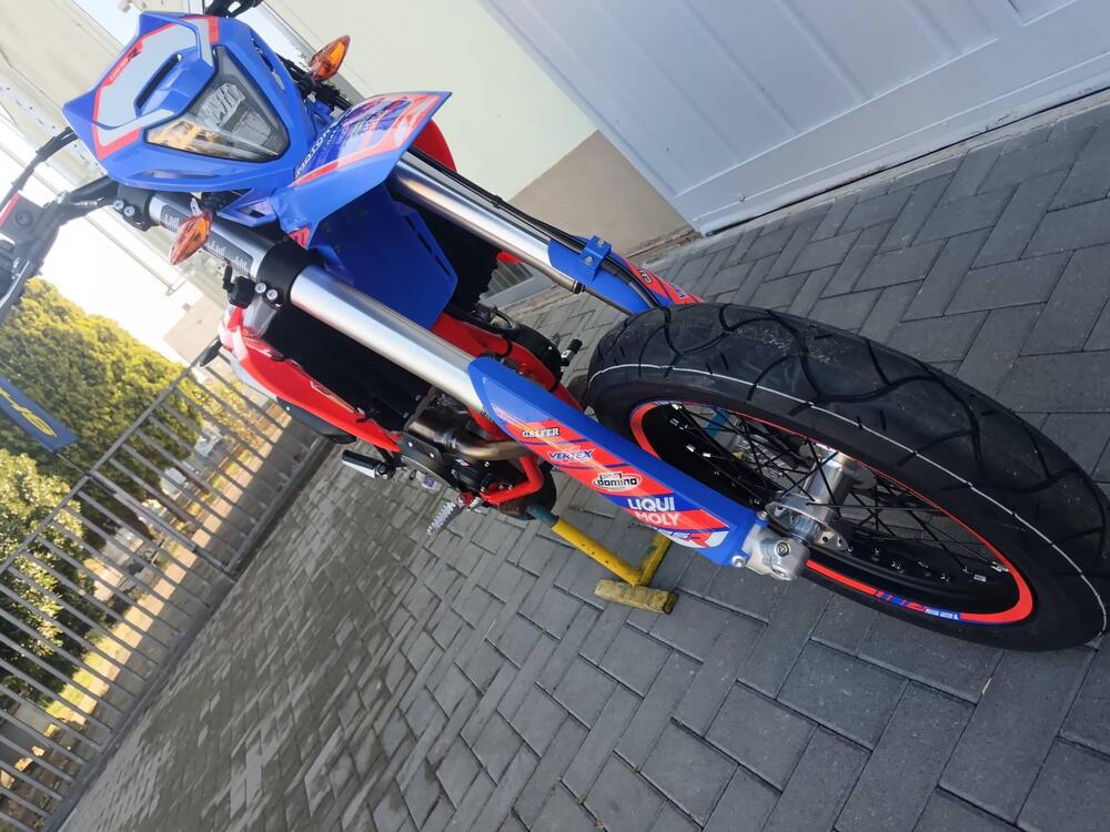 Betamotor RR 125 4T Motard R (2025 - 26) (11)