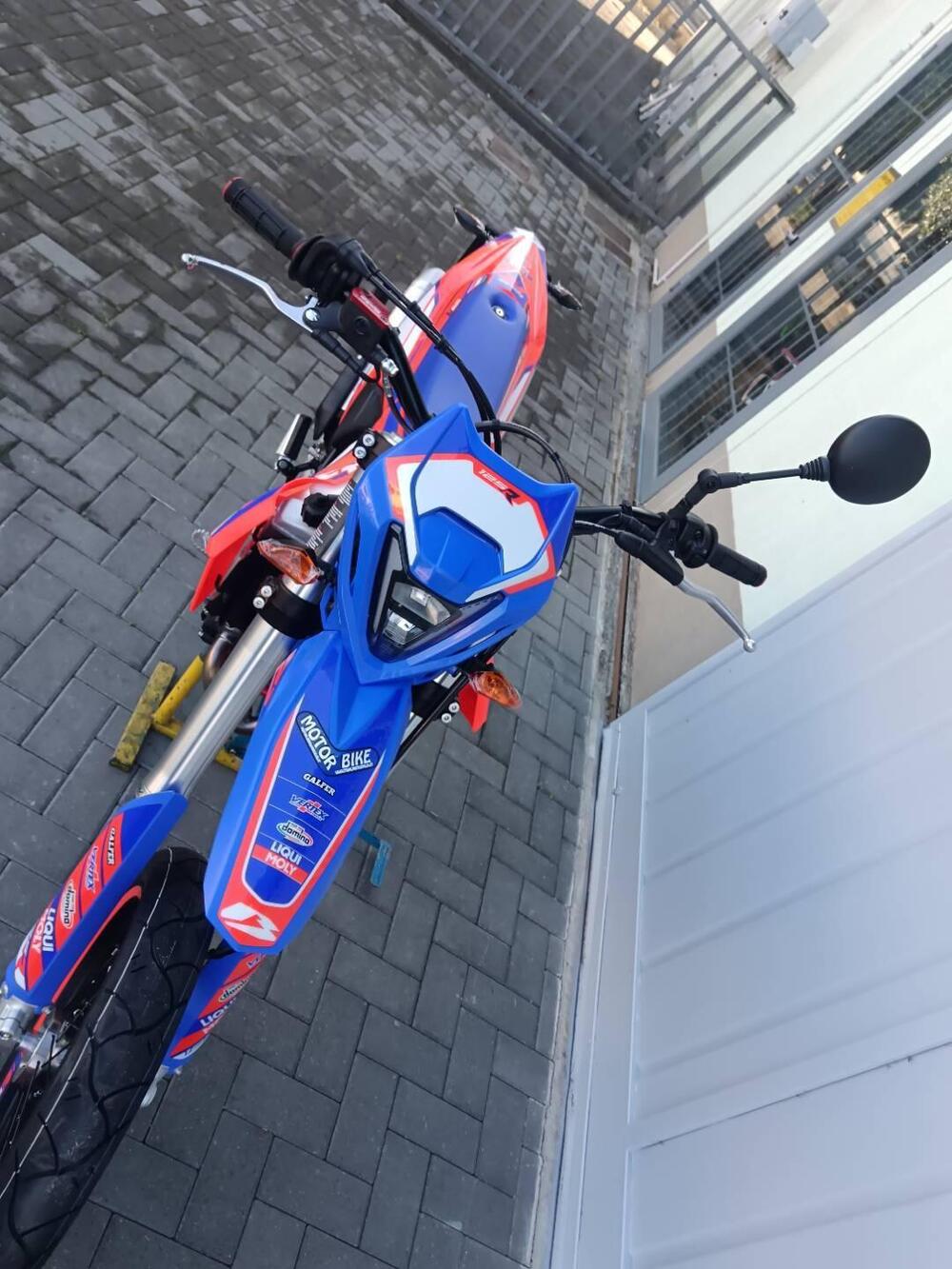 Betamotor RR 125 4T Motard R (2025 - 26) (17)