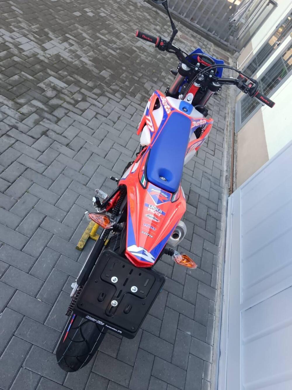 Betamotor RR 125 4T Motard R (2025 - 26) (16)