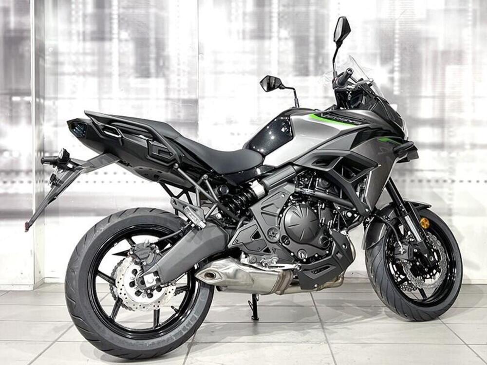 Kawasaki Versys 650 (2025 - 26) (8)