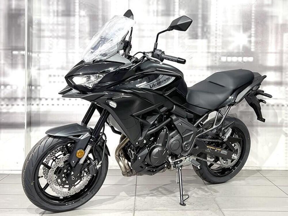 Kawasaki Versys 650 (2025 - 26) (6)