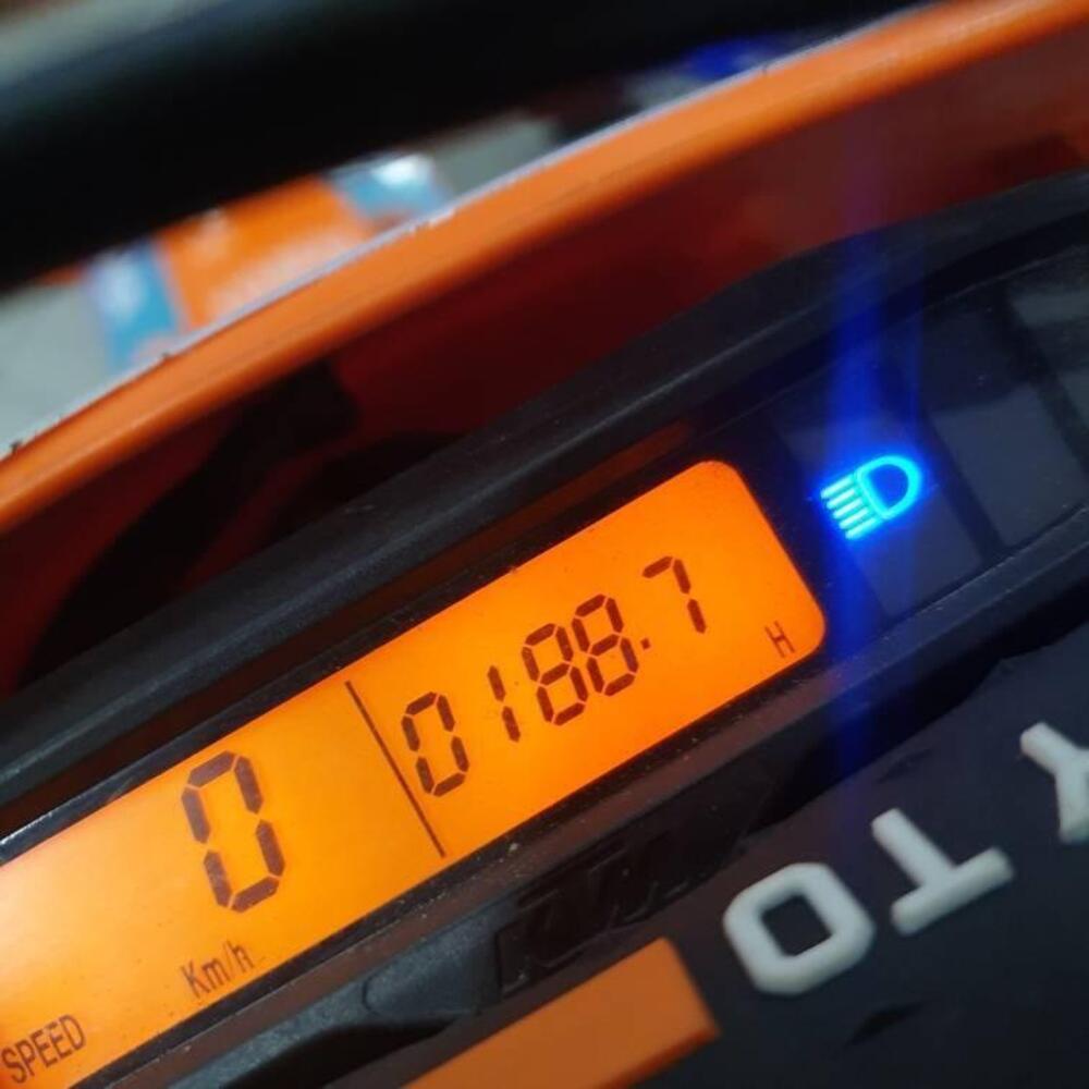 KTM 250 EXC-F (2023) (4)