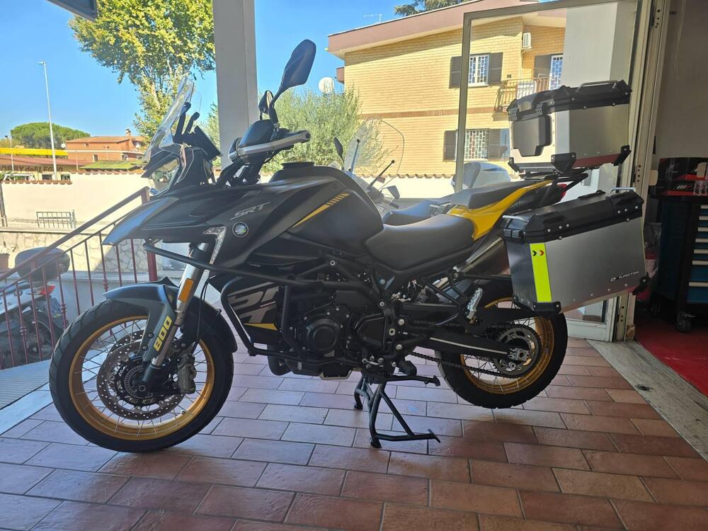 QJ Motor SRT 800 SX (2024 - 25) (4)