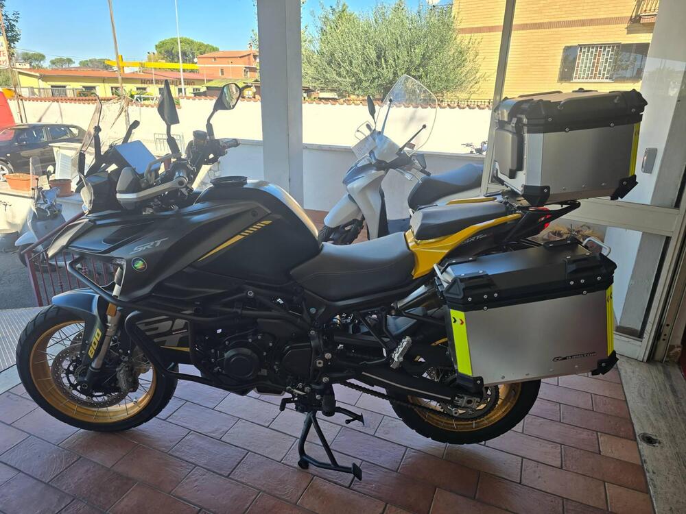 QJ Motor SRT 800 SX (2024 - 25) (6)