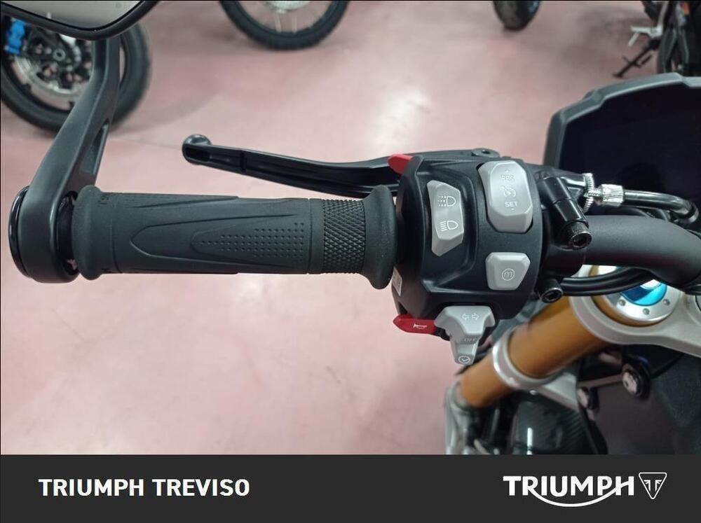Triumph Speed Triple 1200 RS (2021 - 24) (6)