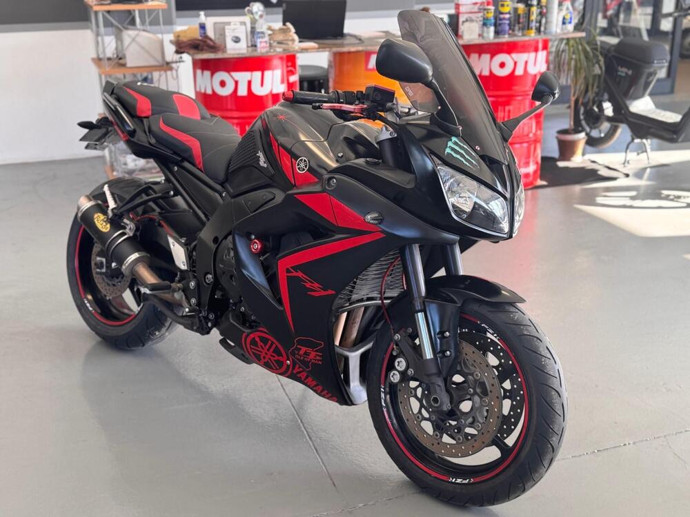 Yamaha FZ1 Fazer (2006 - 16) (2)