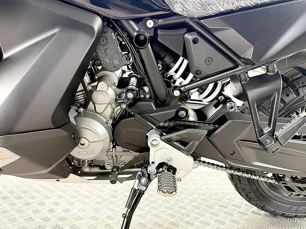 CFMOTO 800MT-X Low Seat (2025 - 26) (13)