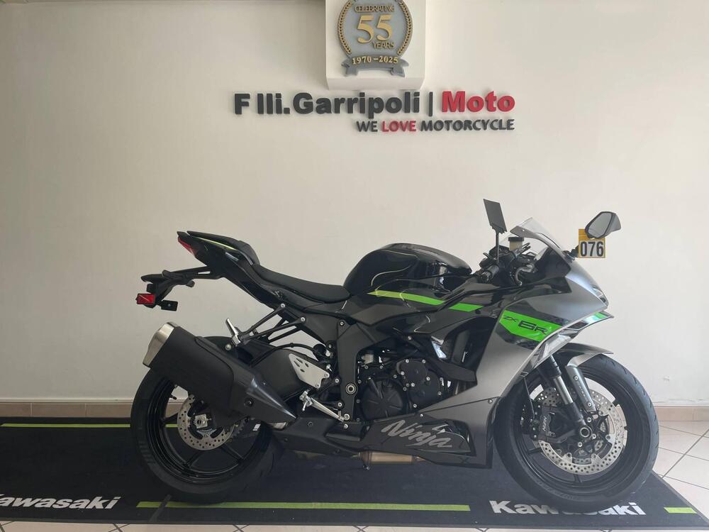 Kawasaki Ninja 636 ZX-6R (2024 - 26) (2)