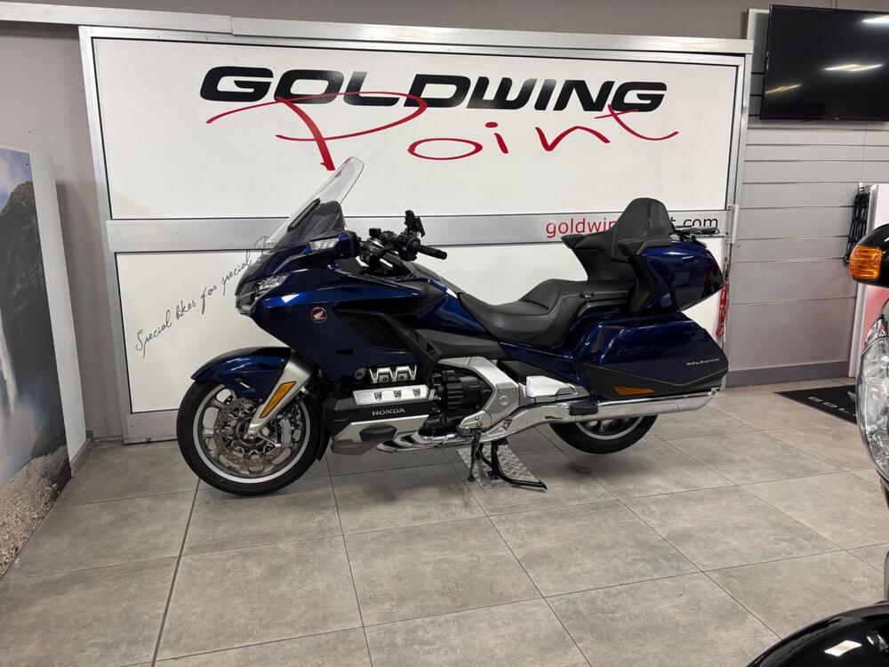 Honda GL 1800 Gold Wing Tour DTC (2018 - 20) (2)
