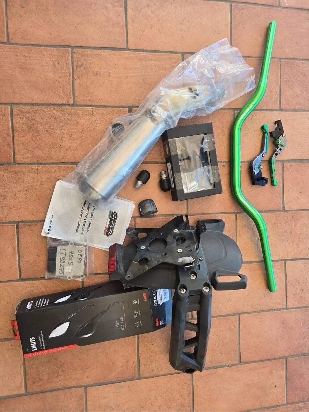 Benelli 752 S (2019 - 20) (12)