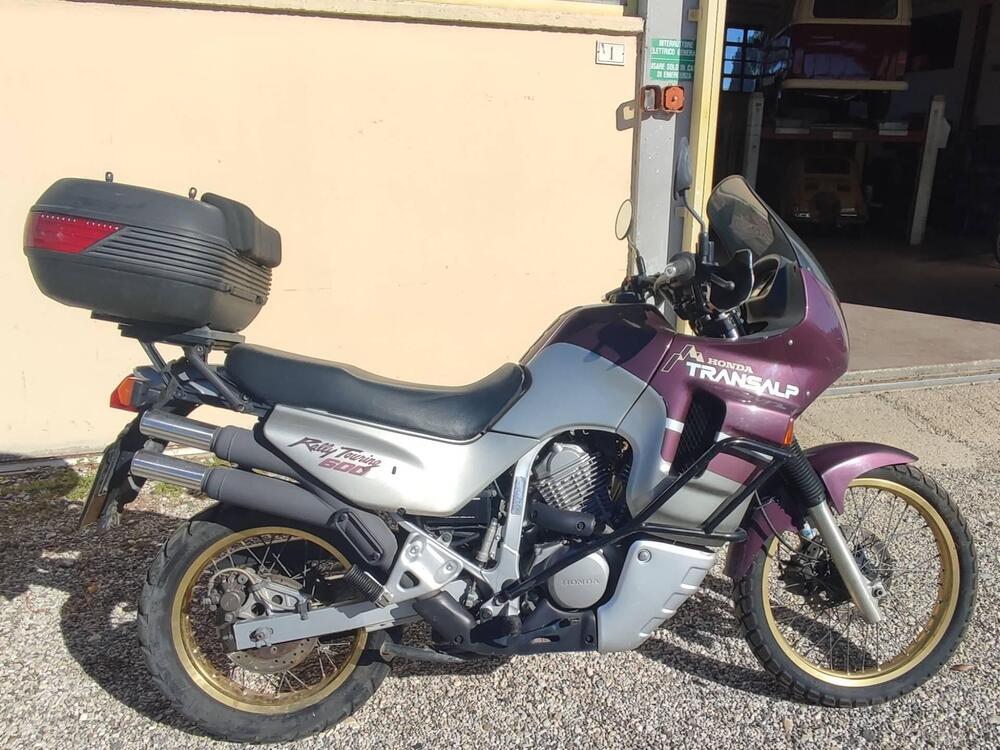 Honda Transalp 600 V (4)