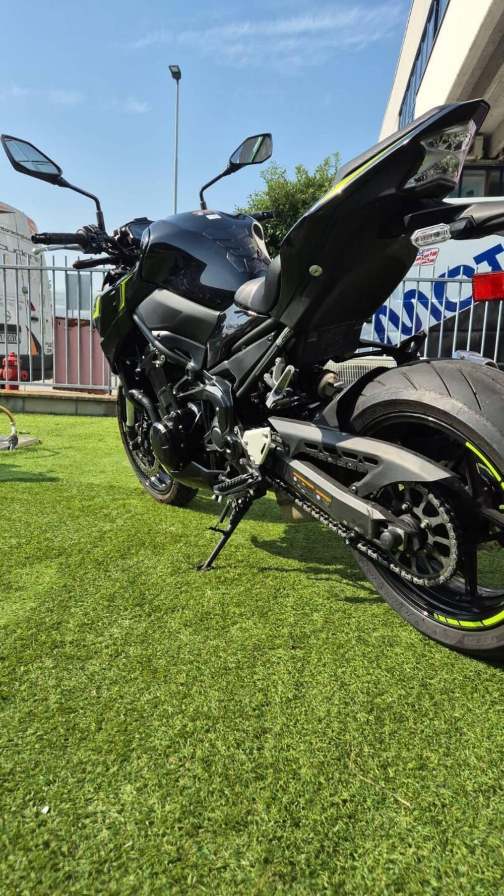 Kawasaki Z 900 (2021 - 24) (4)