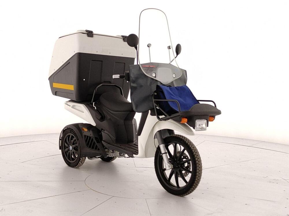 Piaggio 1 Active (2022 - 26) (7)