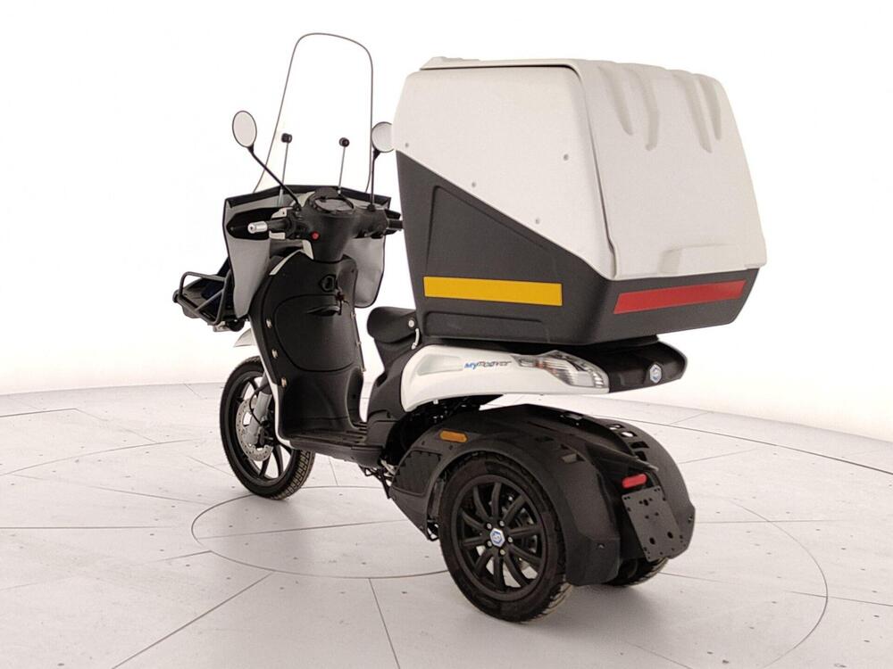 Piaggio 1 Active (2022 - 26) (3)