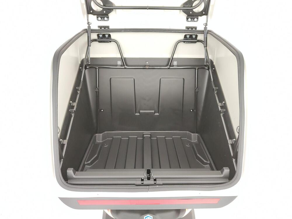 Piaggio 1 Active (2022 - 26) (24)