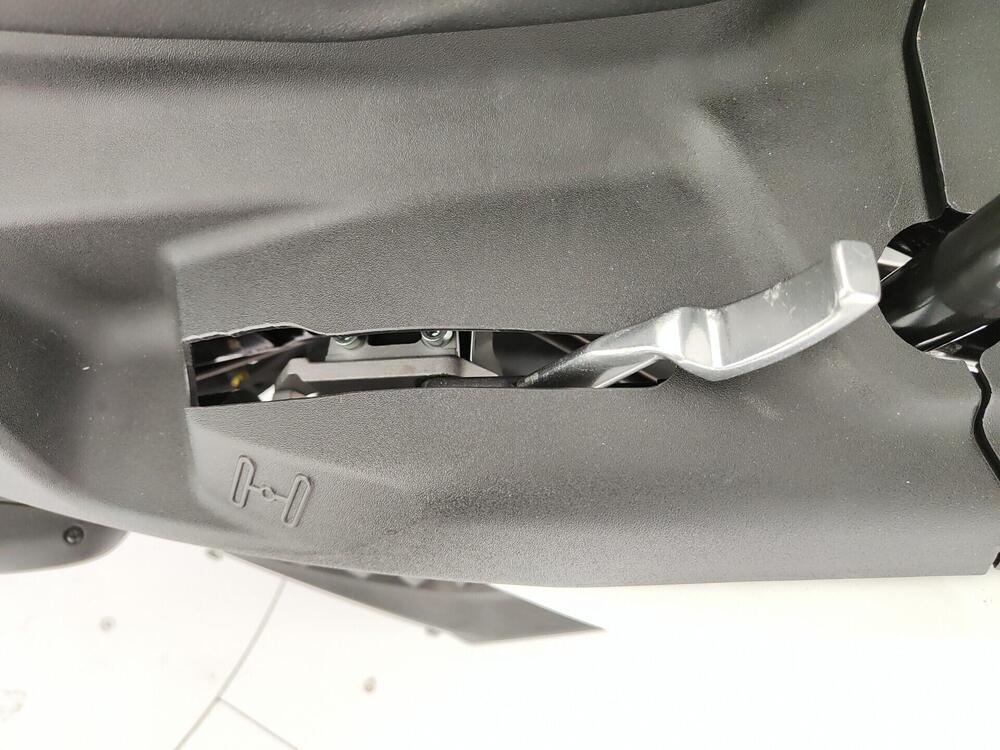 Piaggio 1 Active (2022 - 26) (15)