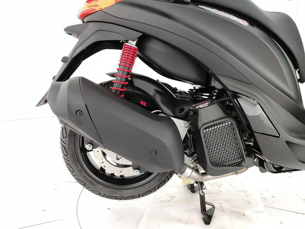 Piaggio 1 Active (2022 - 26) (24)