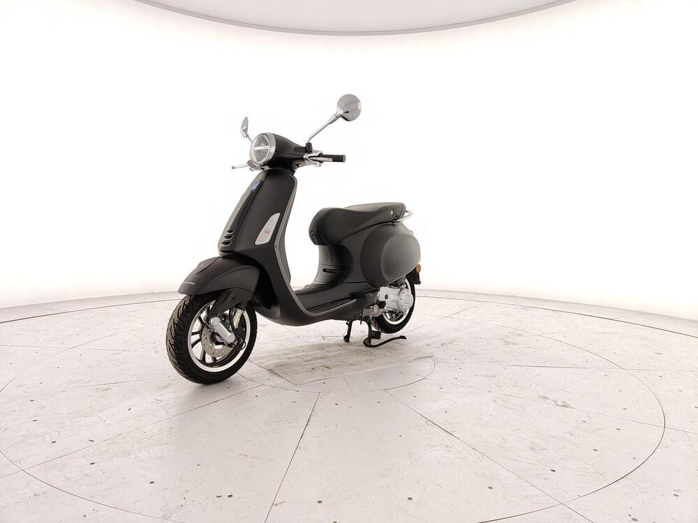 Vespa Primavera 50 Officina 8 (2026)