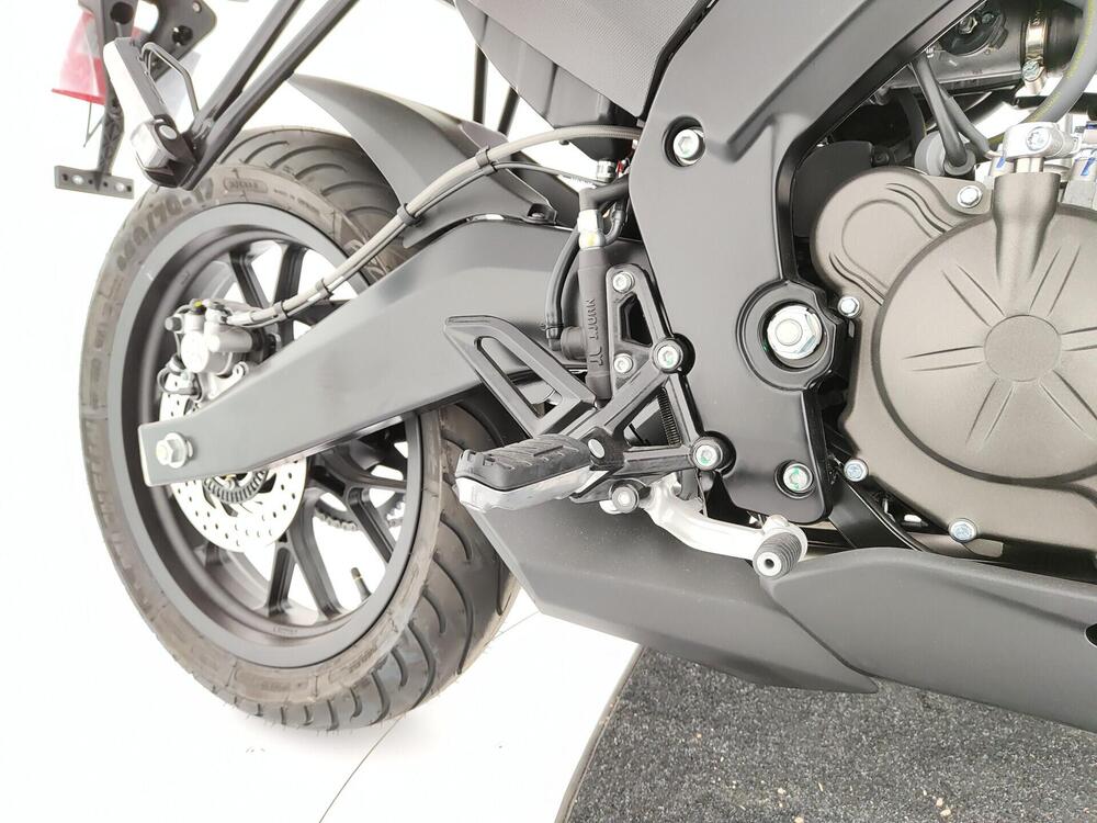 Aprilia Tuono 125 (2025 - 26) (12)