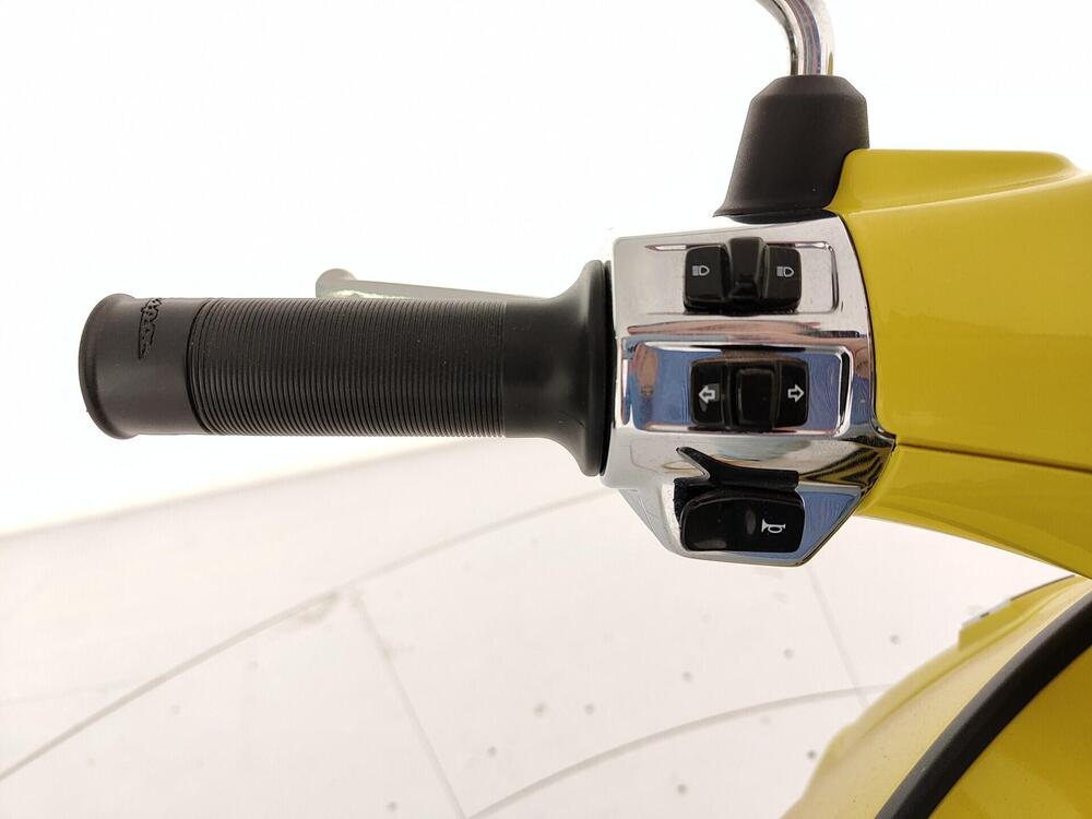 Piaggio Vespa 125 Primavera (12)